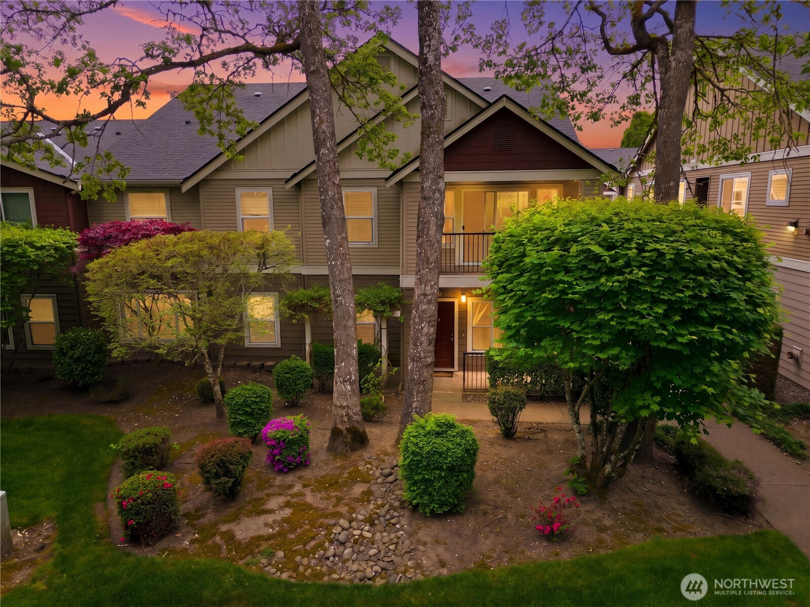 2131 Hammond Ave, Dupont, WA 98327
