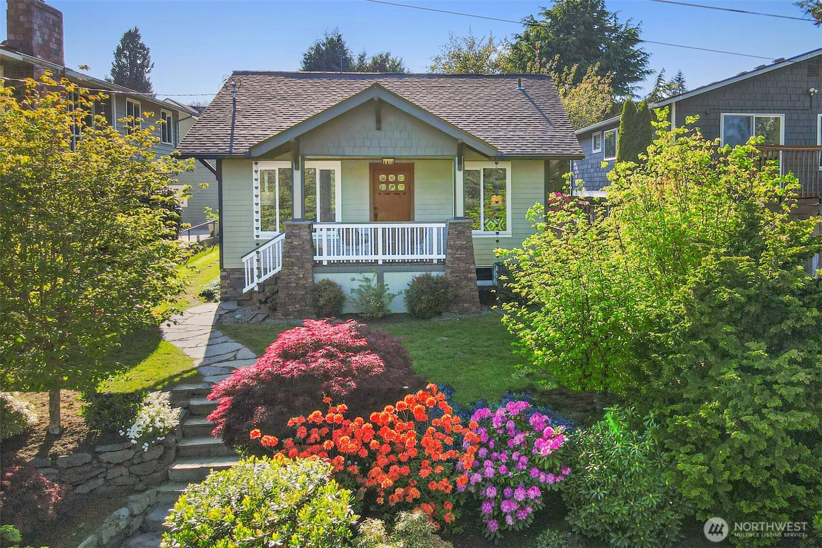 9027 6th Avenue NW, Seattle, WA 98117