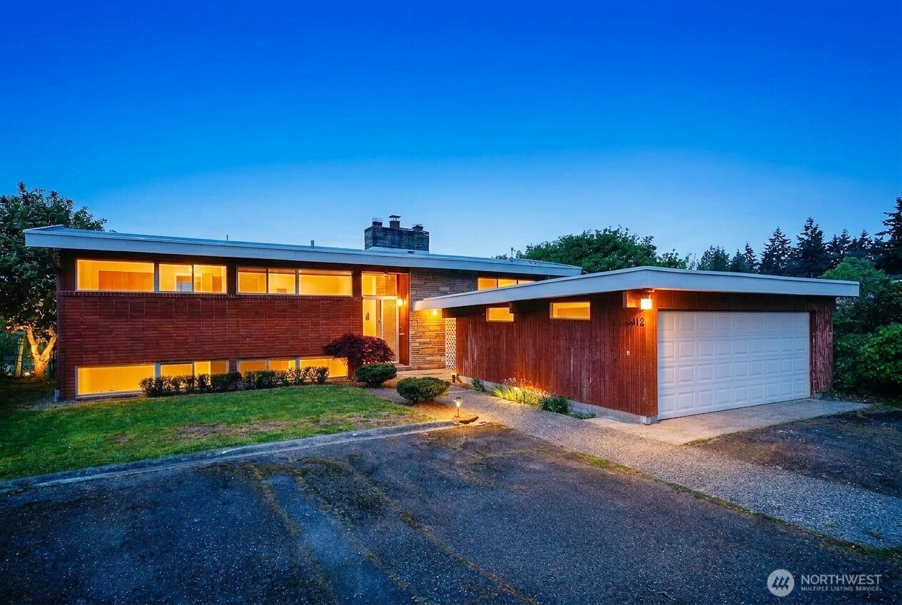 2512 S Raymond Street, Seattle, WA 98108
