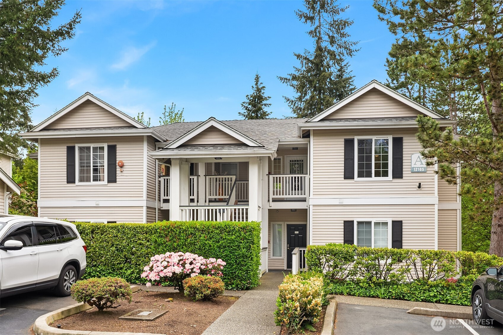 12105 NE 171st Pl, Bothell, WA 98011