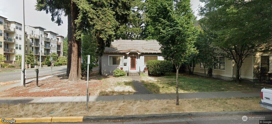 8290 NE 165 Avenue, Redmond, WA 98052