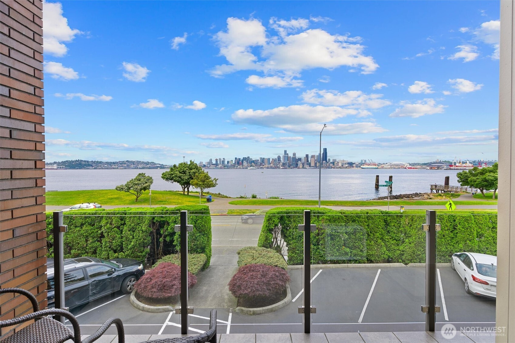 1737 Harbor Avenue SW, Seattle, WA 98126