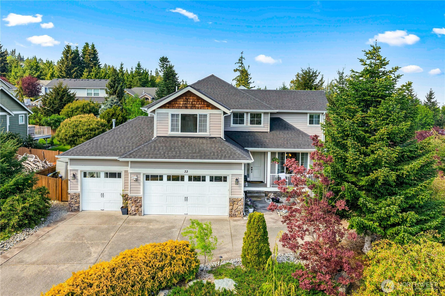 33 Zermatt Court, Camano Island, WA 98282