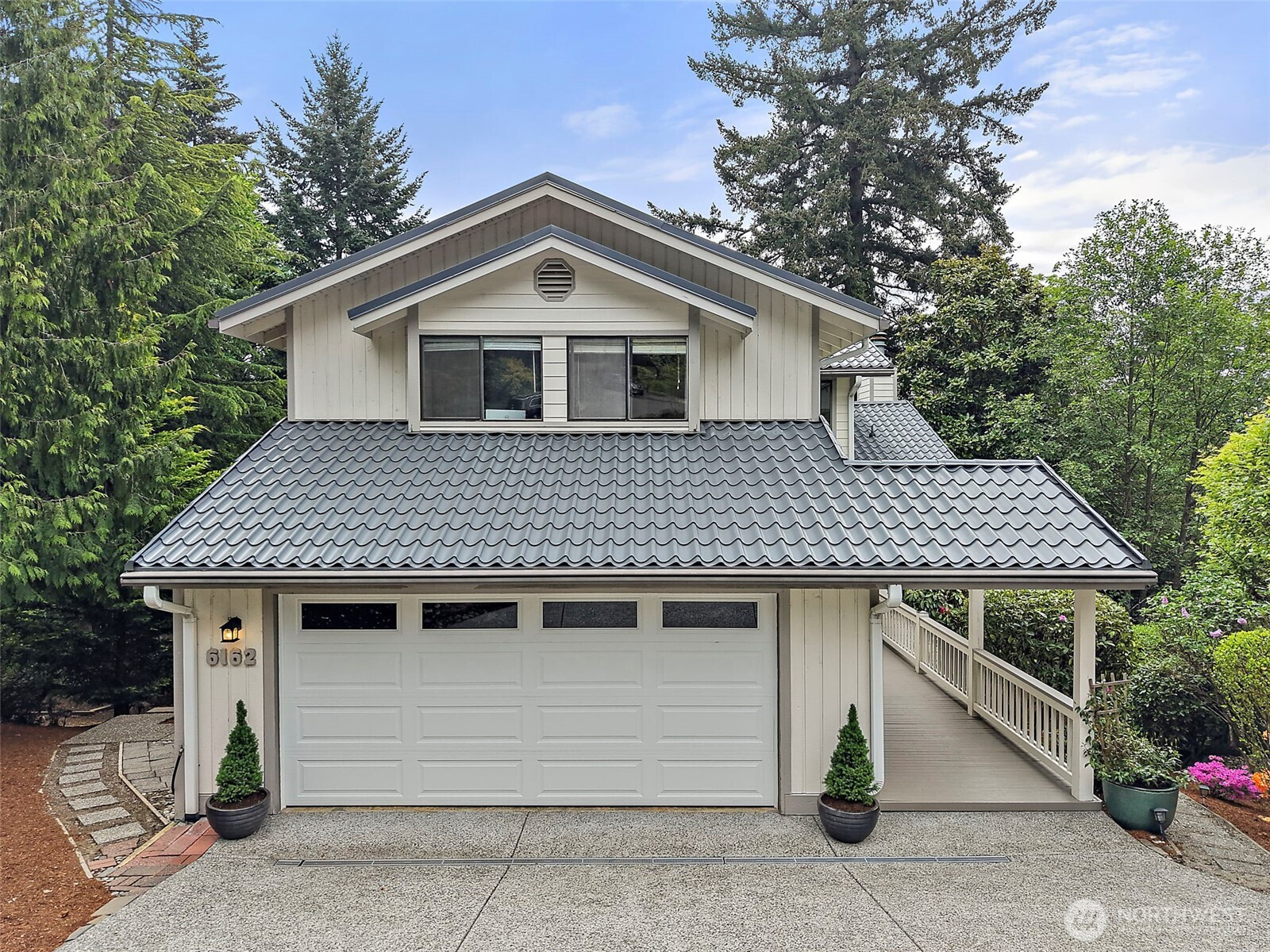 6162 144th Pl SE, Bellevue, WA 98006