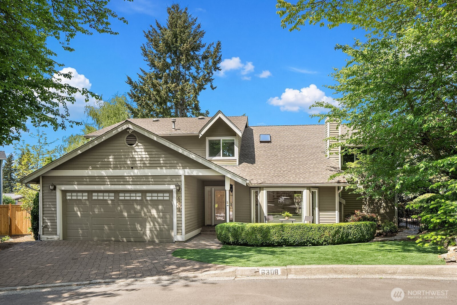 6308 110th Avenue NE, Kirkland, WA 98033