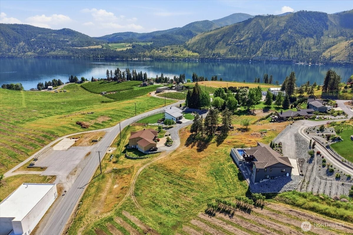 76 Firenza Lane, Manson, WA 98831