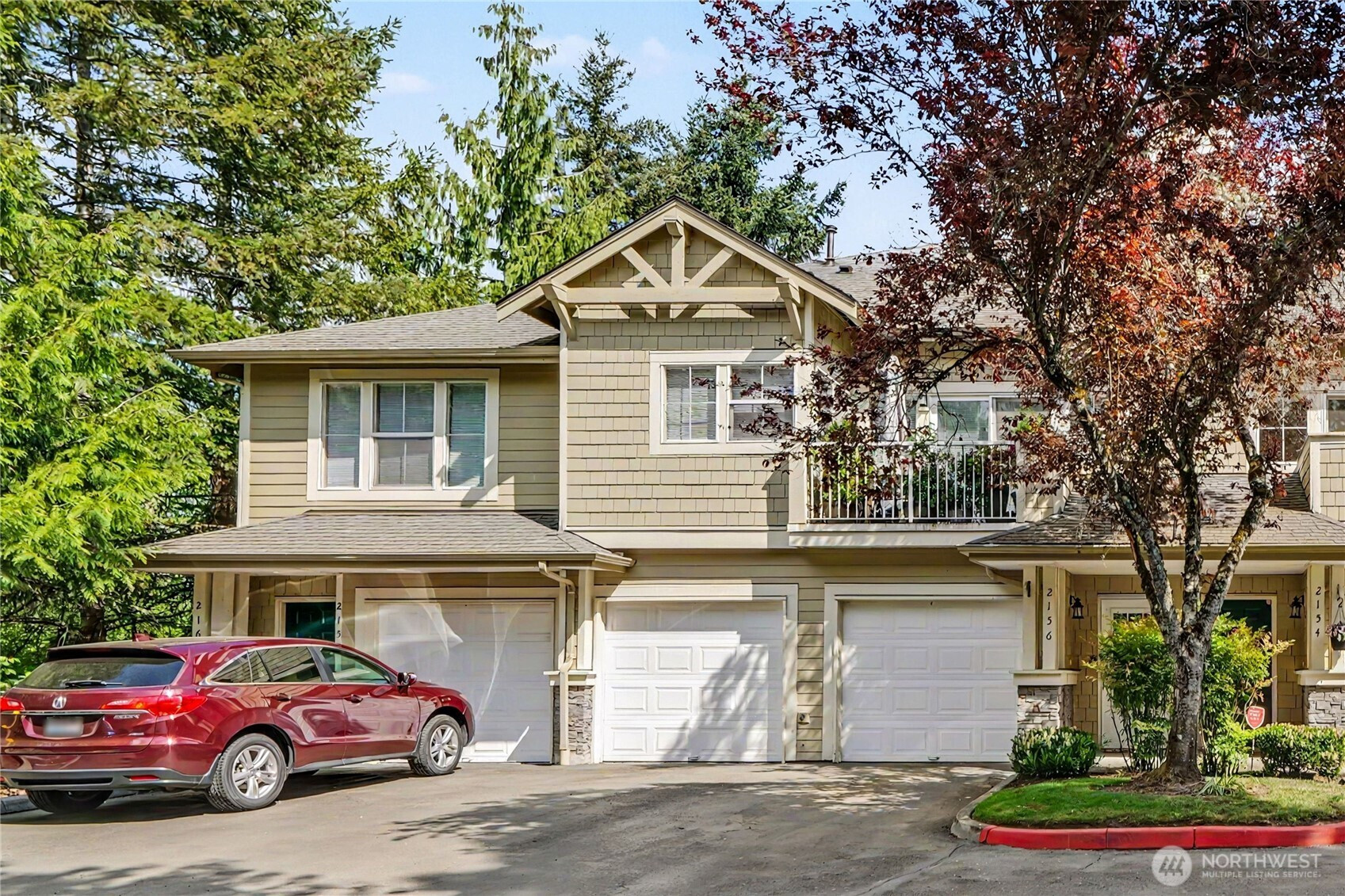 2160 Newport Way NW, Issaquah, WA 98027