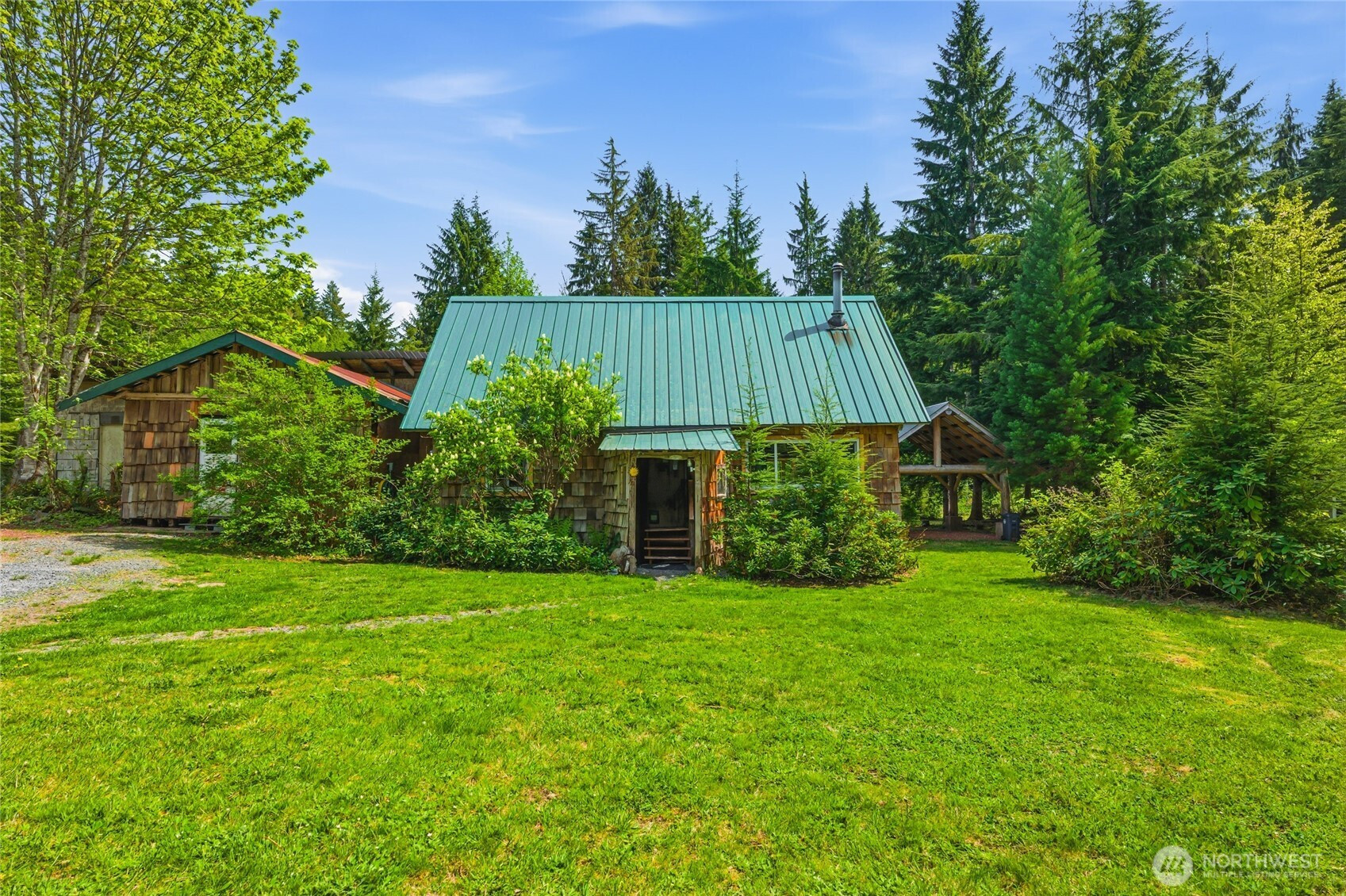 33822 State Route 706 E, Ashford, WA 98304