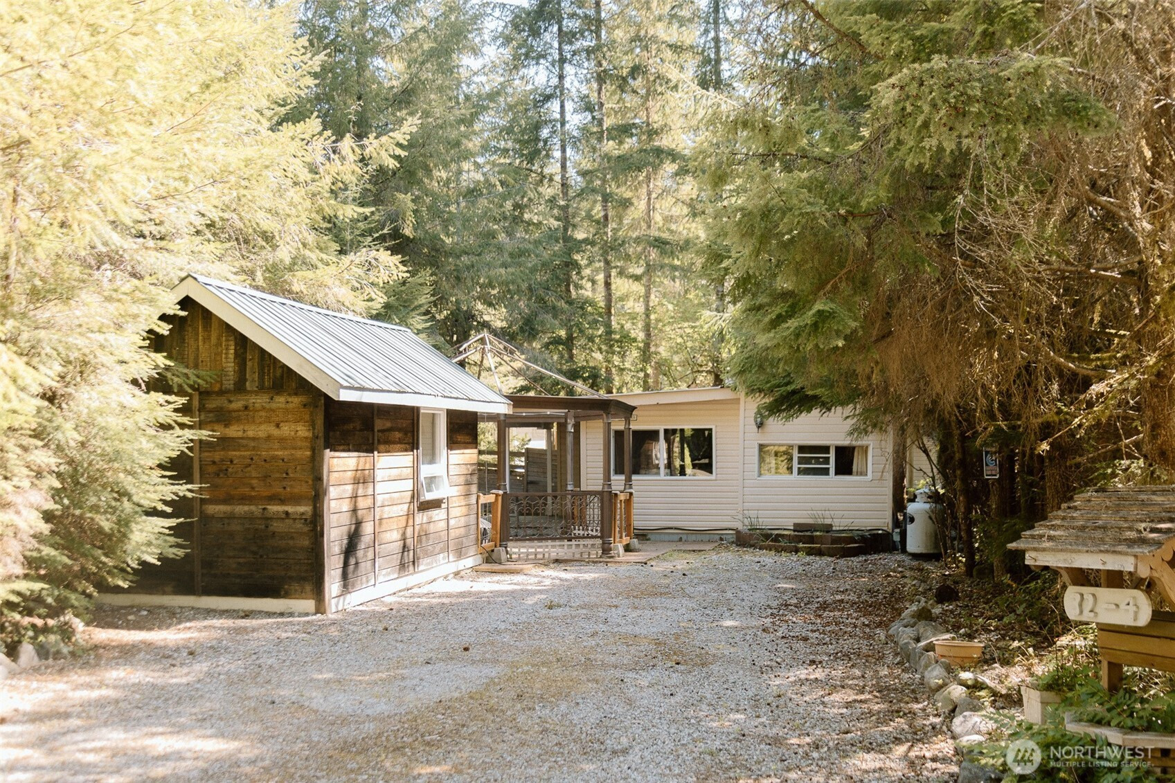32 4 Branch Circle, Deming, WA 98244