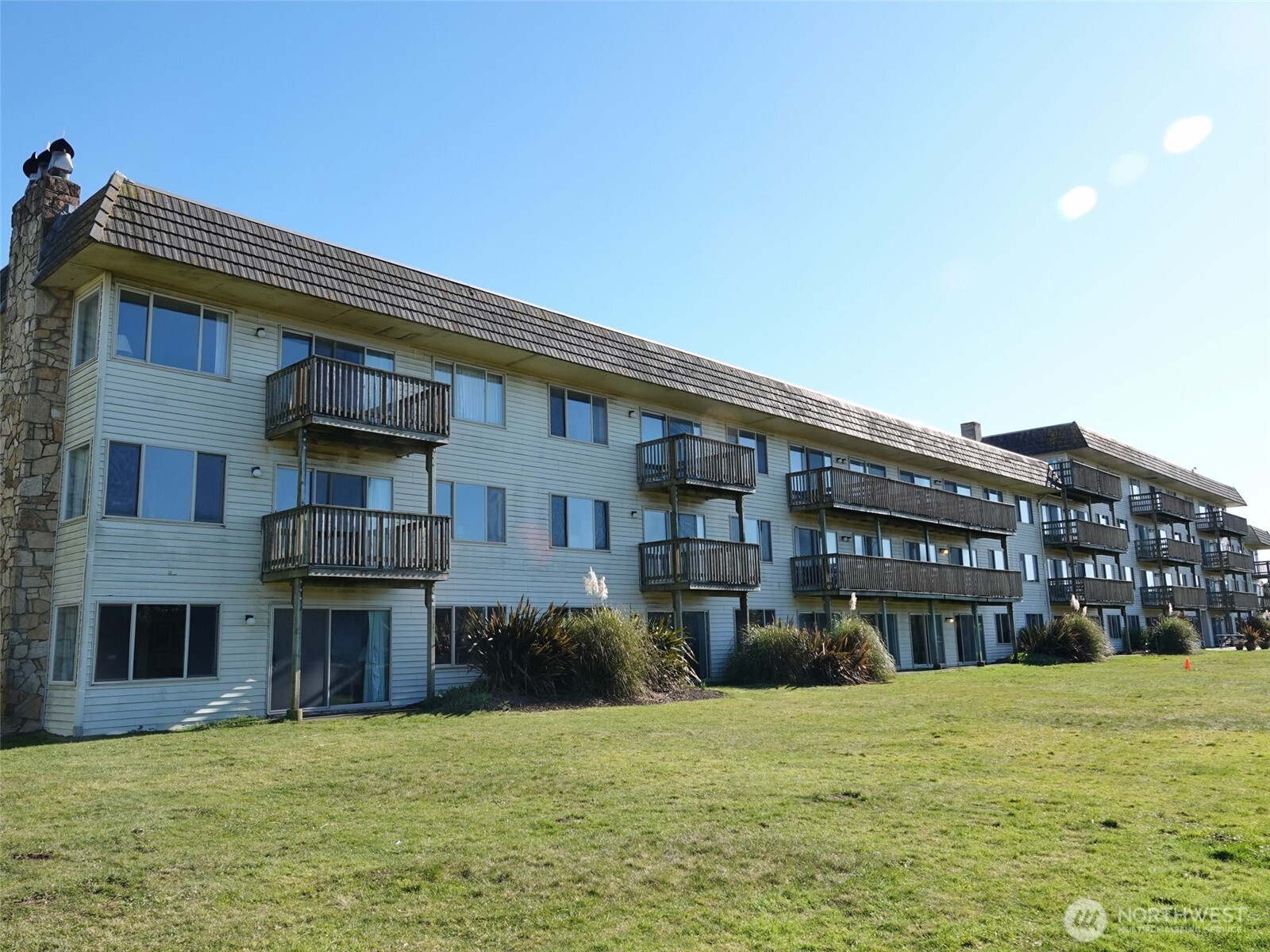 615 Ocean Shores Boulevard NW, Ocean Shores, WA 98569