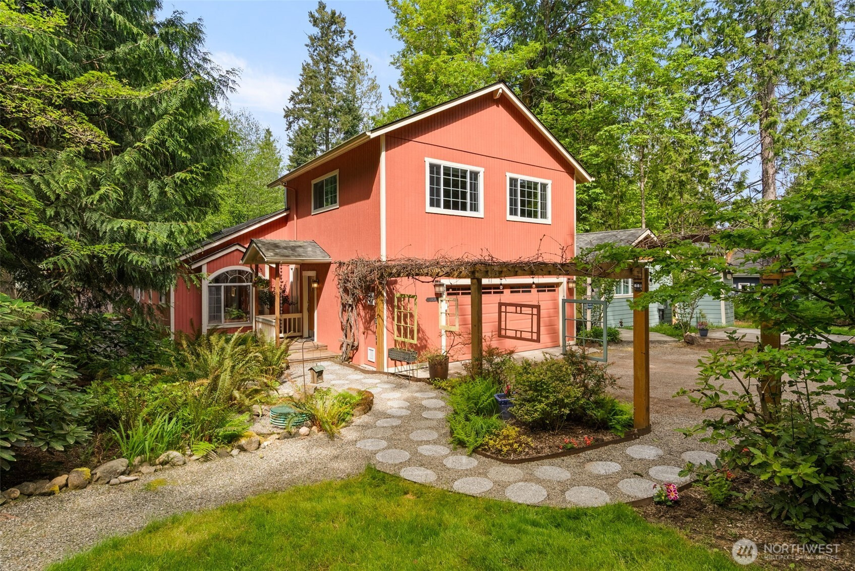 11837 Venice Loop NE, Bainbridge Island, WA 98110