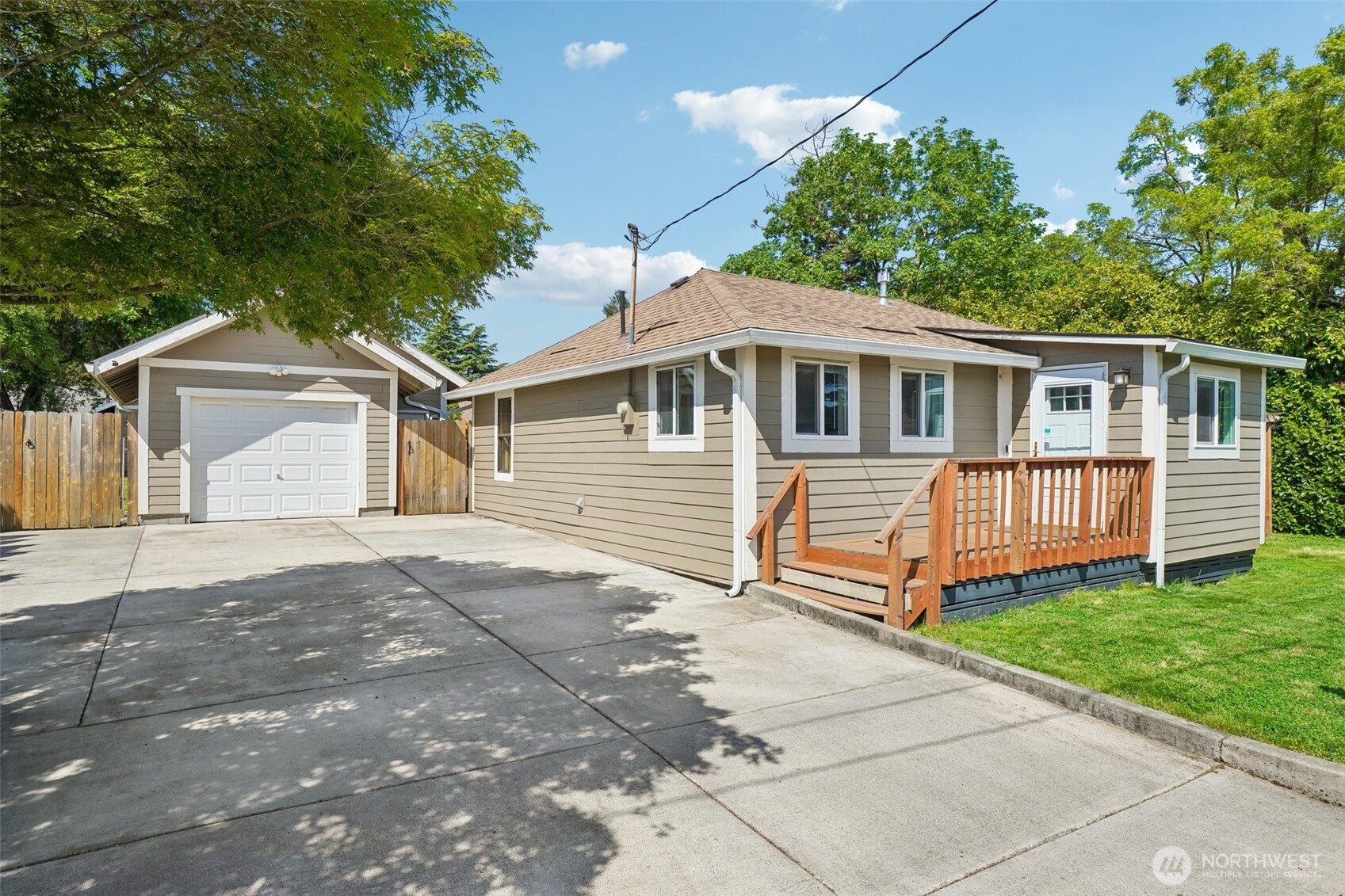 9810 NE 3rd Street, Vancouver, WA 98664