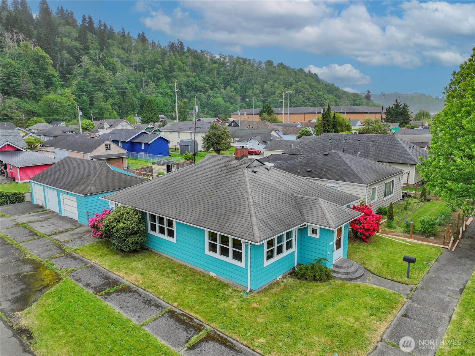 2701 Sumner Avenue, Hoquiam, WA 98550