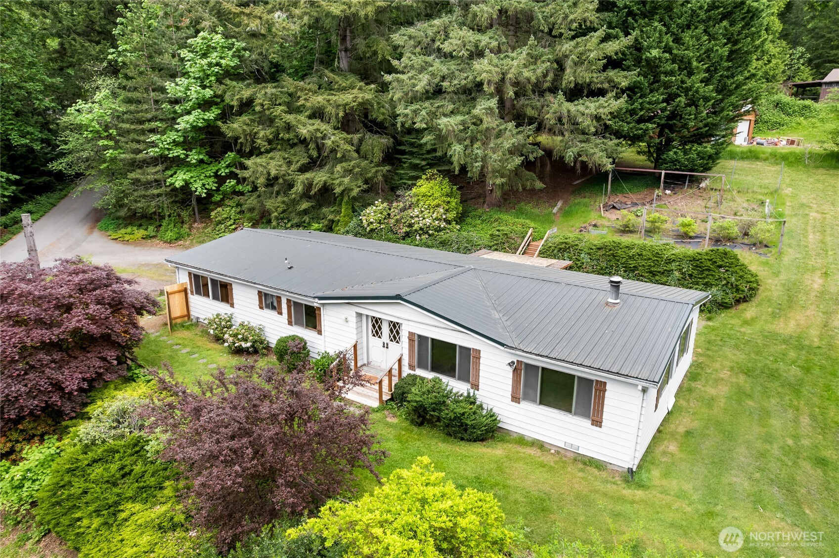 26828 NE Ames Lake Road, Redmond, WA 98053