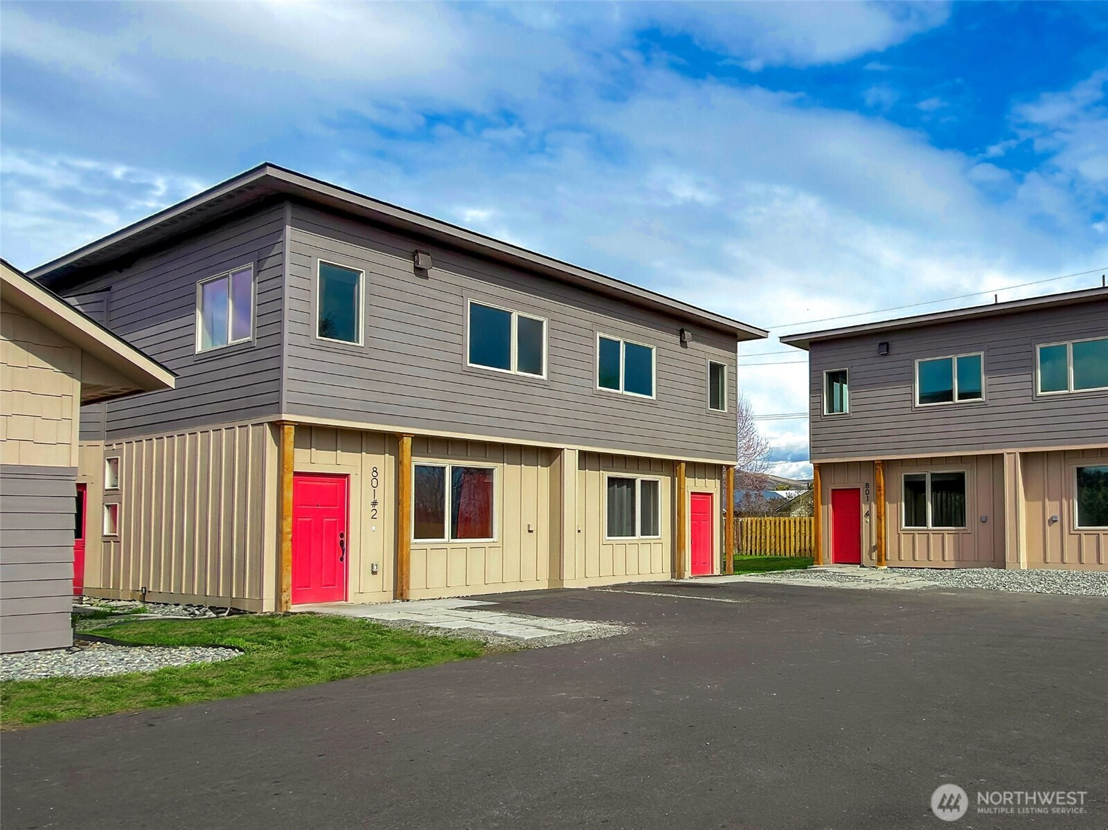 801 N 16th Avenue, Yakima, WA 98902