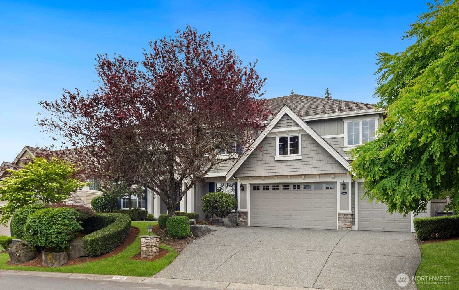 23399 SE 52nd Street, Issaquah, WA 98029