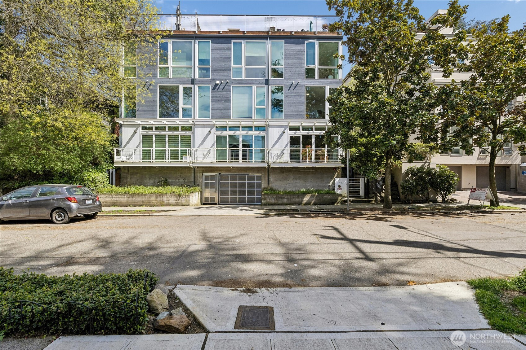 732 Belmont Place E, Seattle, WA 98102
