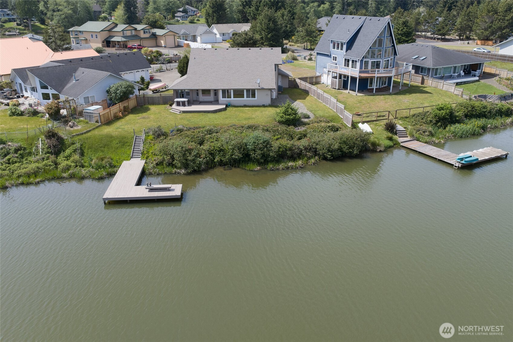 354 Wildwood Avenue SE, Ocean Shores, WA 98569