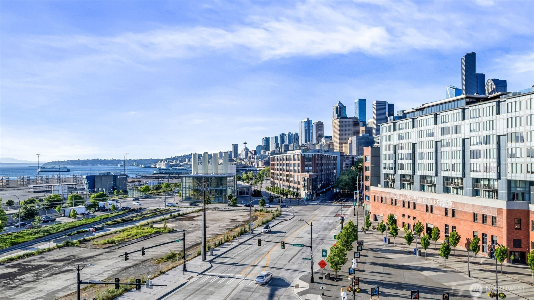590 1st Avenue S, Seattle, WA 98104