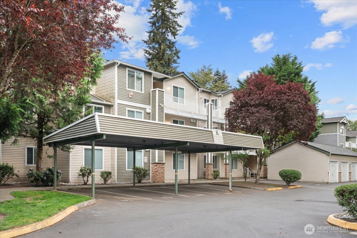 12530 Admiralty Way, Everett, WA 98204
