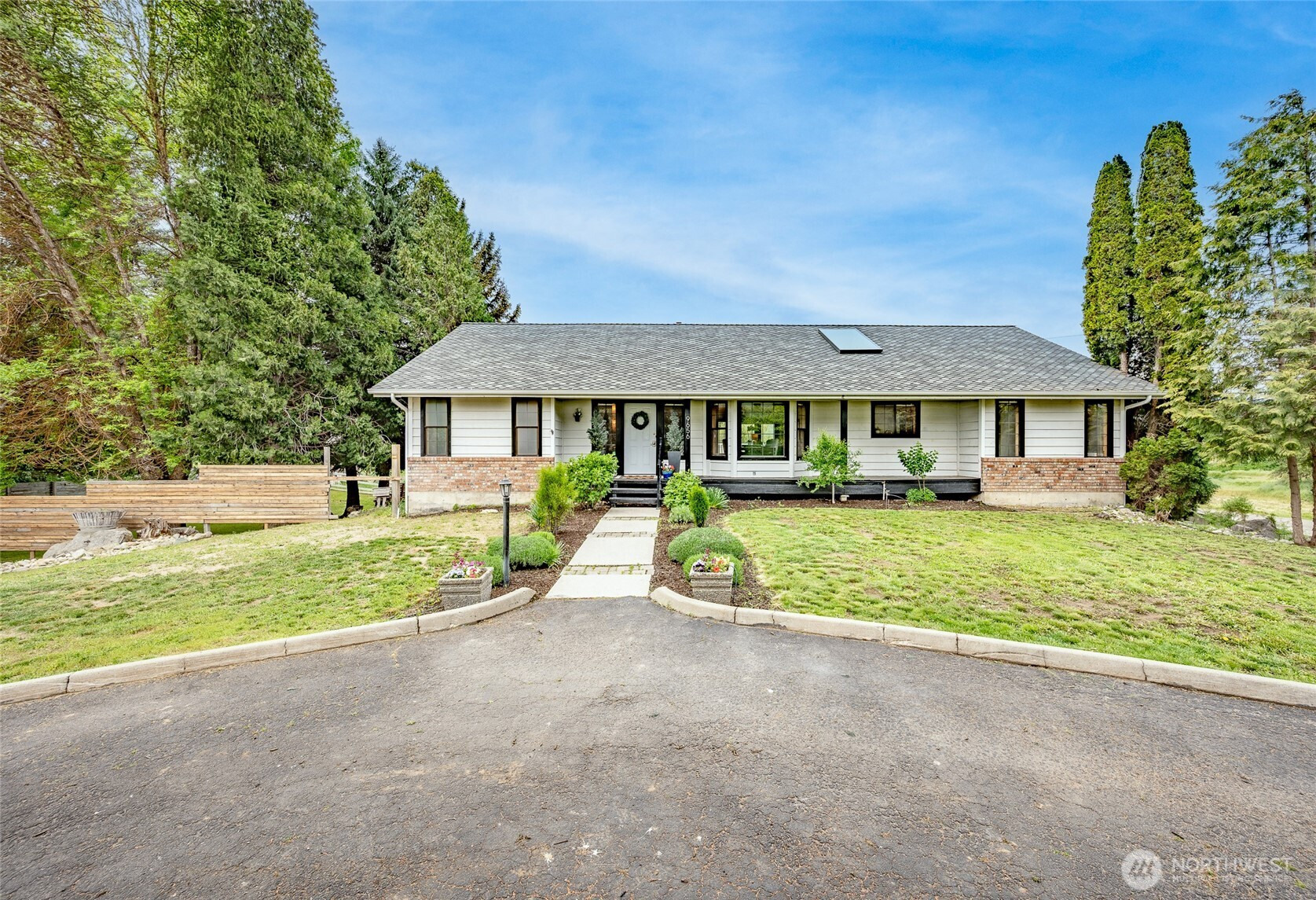 9656 North Road, Peshastin, WA 98847