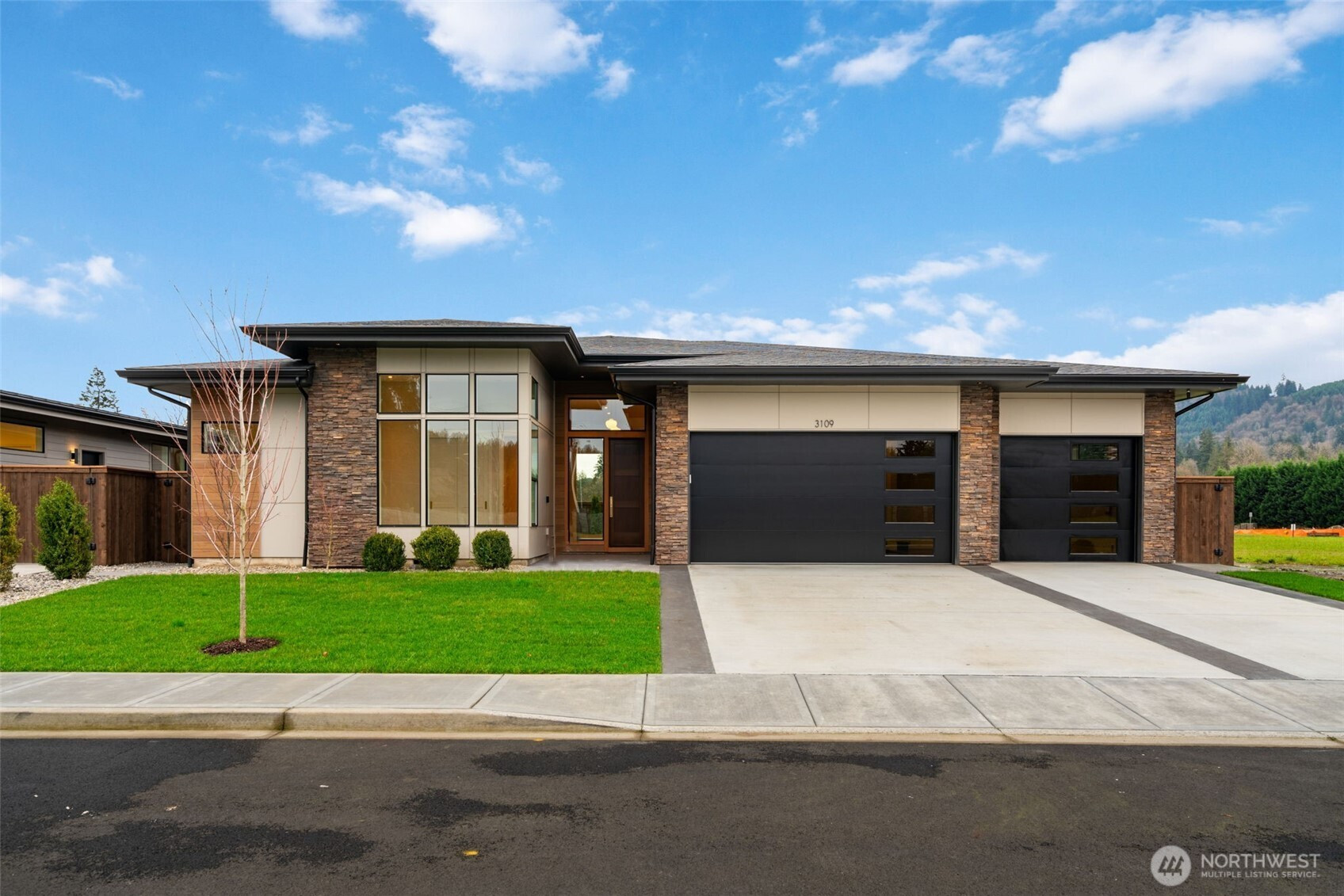 3109 Heron Street, Woodland, WA 98674