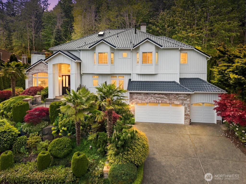 6063 156th Place SE, Bellevue, WA 98006