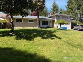 1110 Olympic View Way, Aberdeen, WA 98520