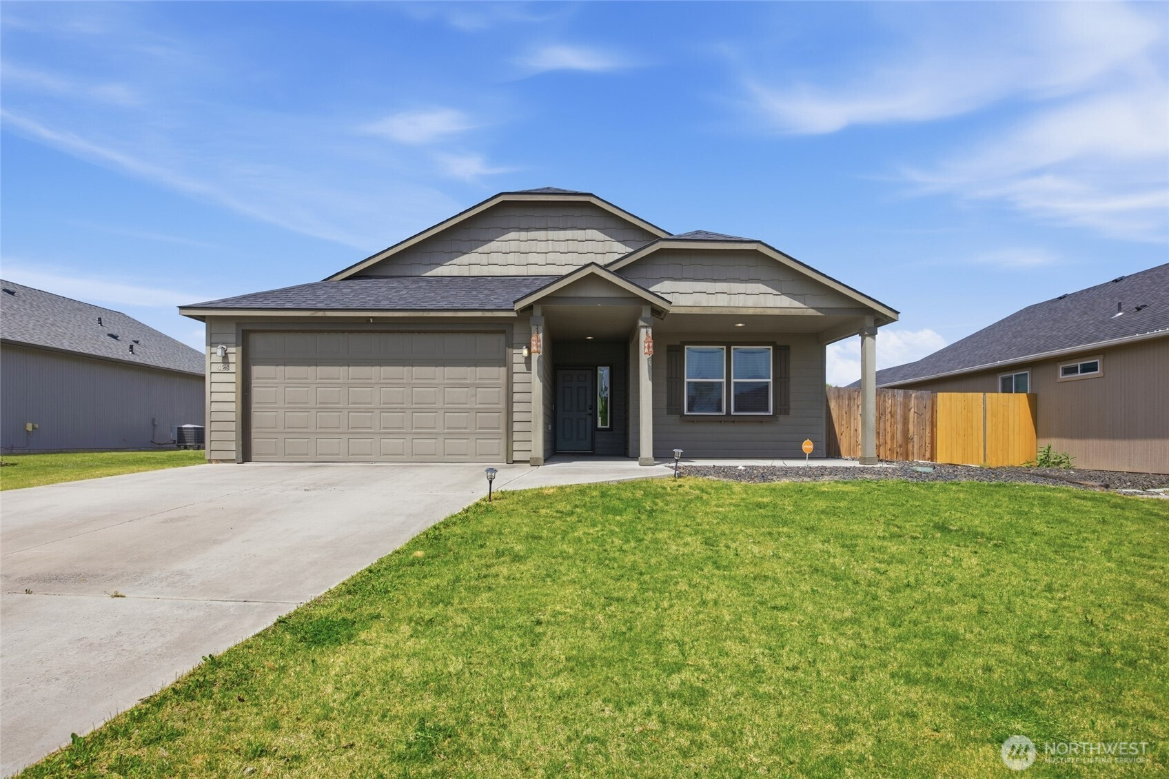 425 S Trillium Way, Moses Lake, WA 98837