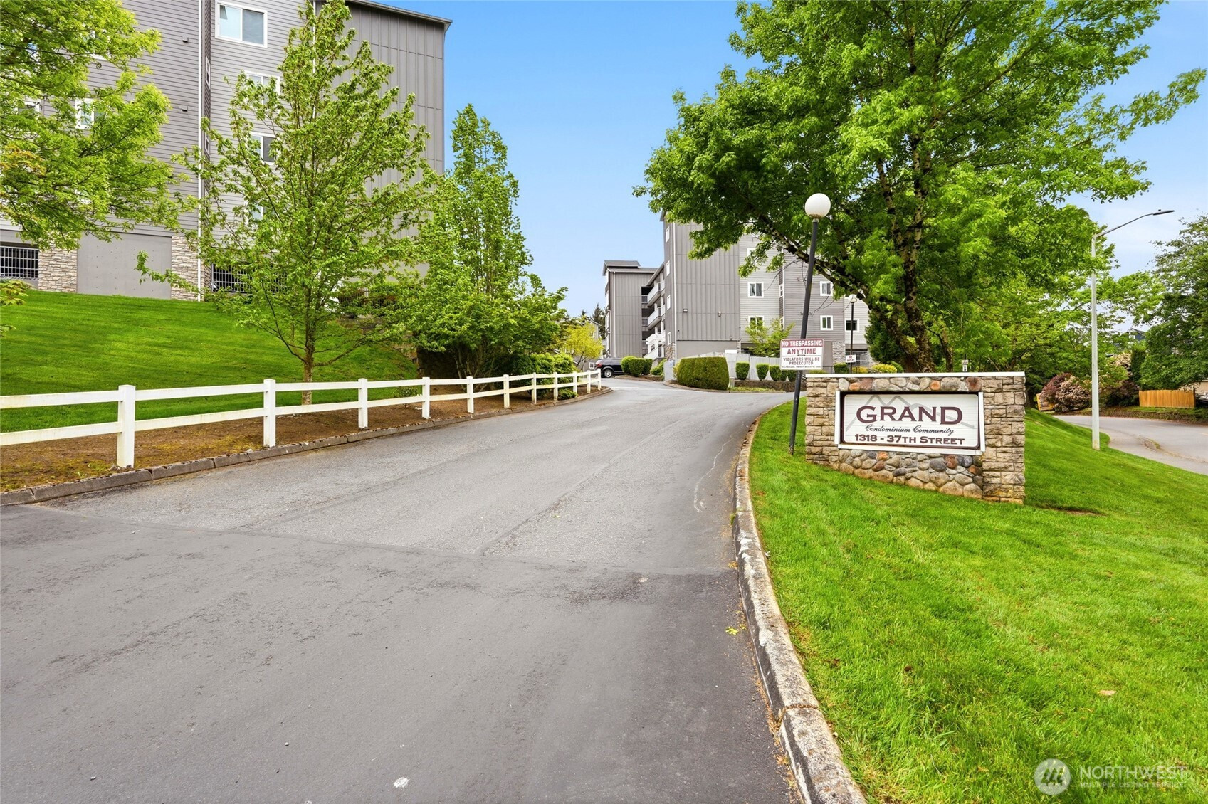 1318 37th Street, Everett, WA 98201