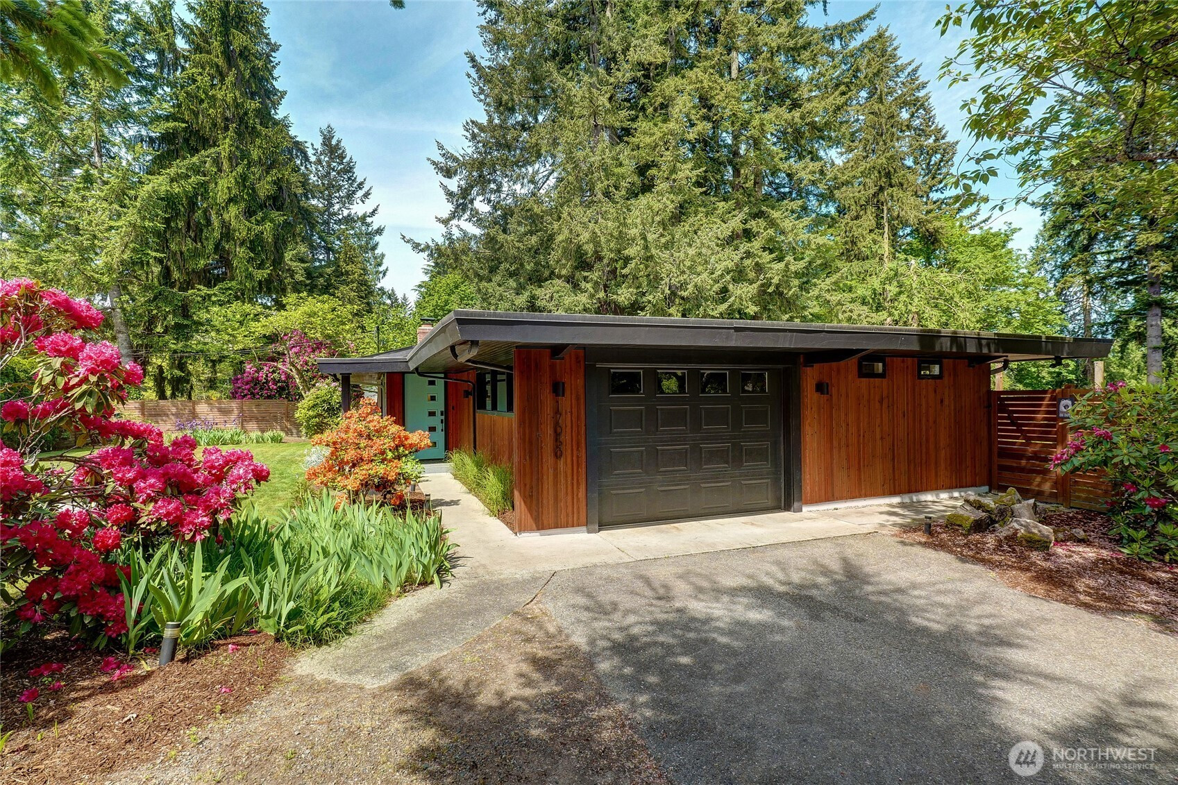 17050 NE 95TH Street, Redmond, WA 98052