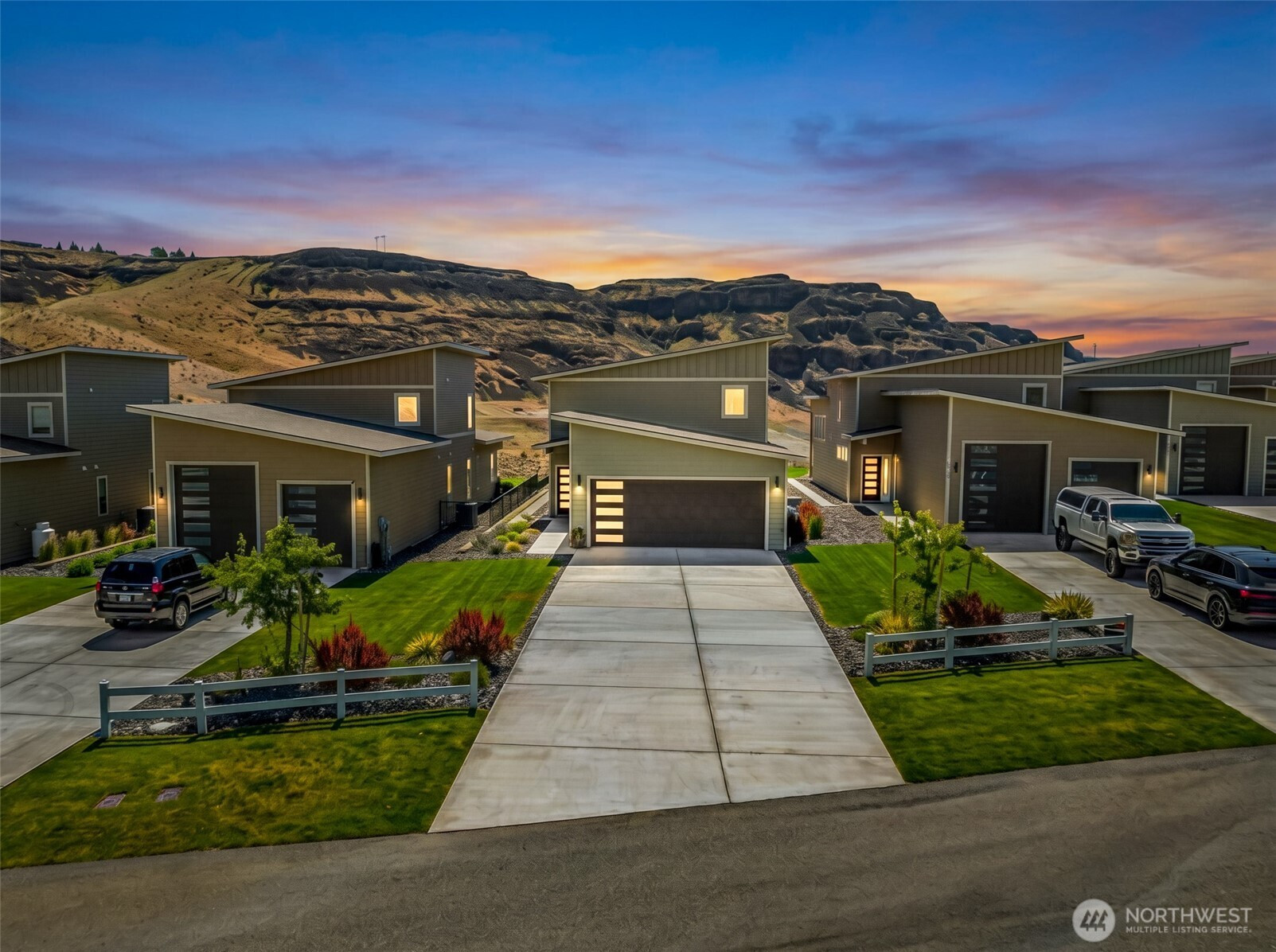 9779 Ridgeview Drive NW, Quincy, WA 98848