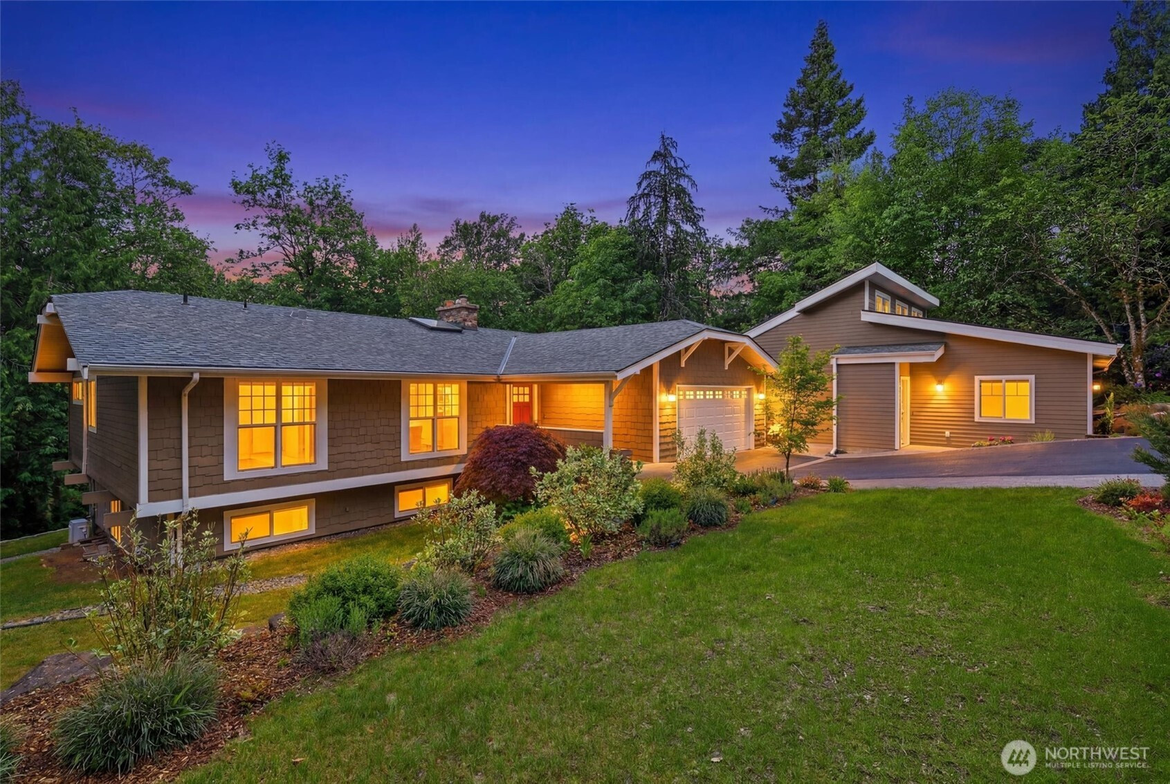 20224 SE 26th Street, Sammamish, WA 98075