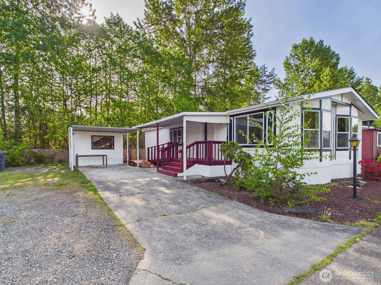 9711 12th Avenue E, Tacoma, WA 98445