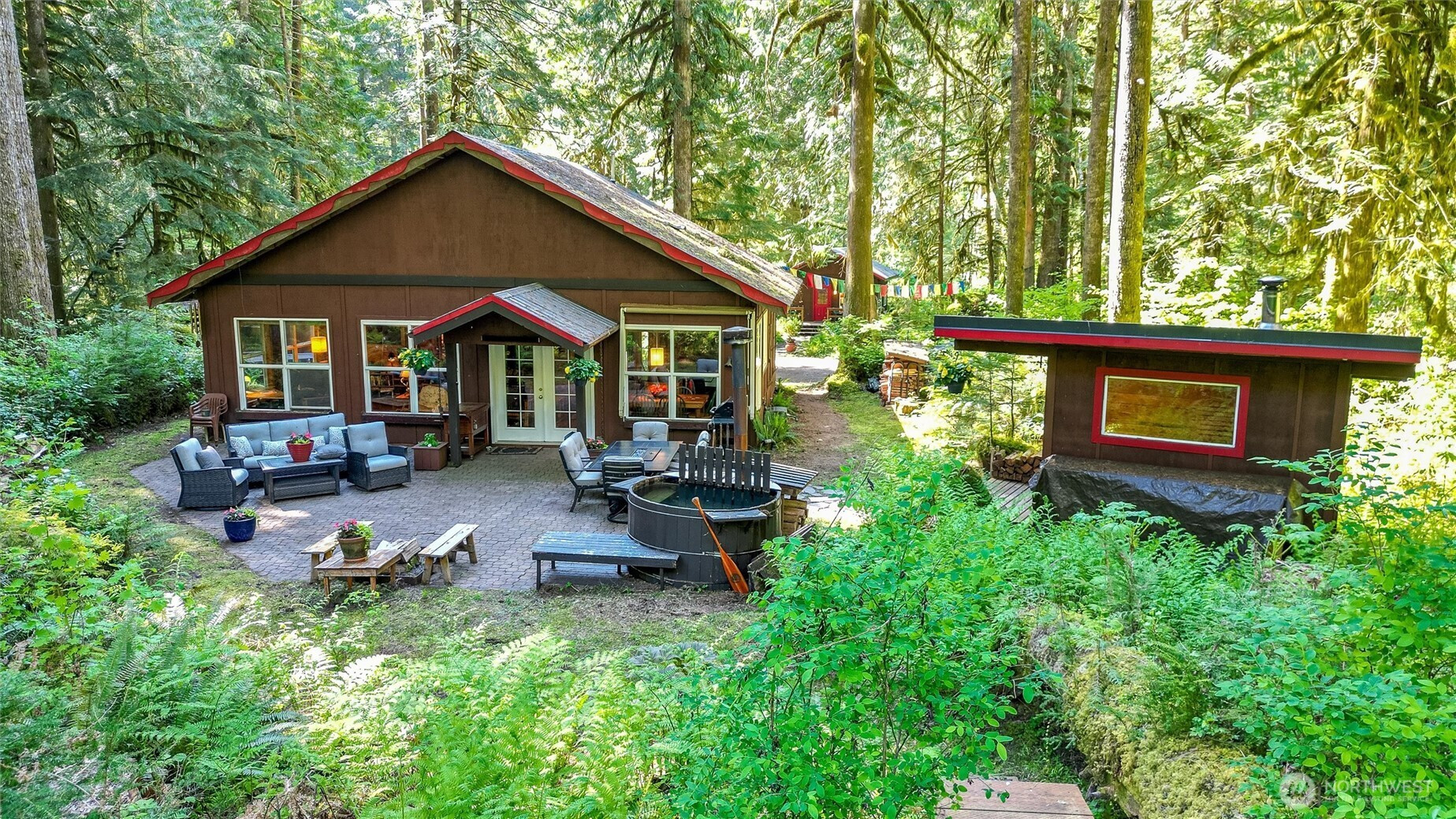 10707 Thompson Creek Road, Deming, WA 98244
