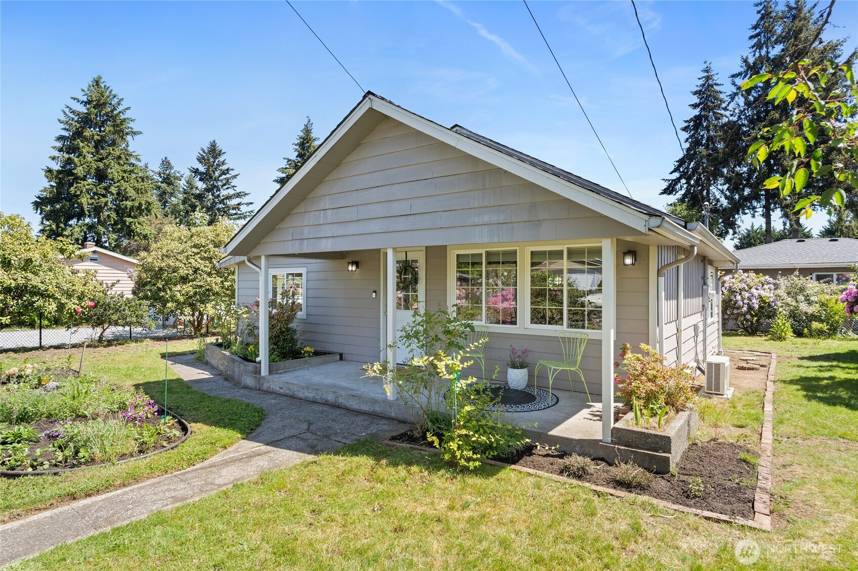 12022 2nd Avenue SW, Seattle, WA 98146
