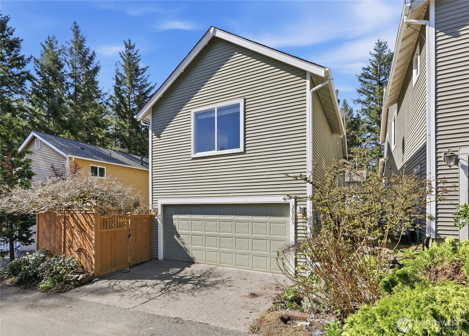 36703 SE Gravenstein Court, Snoqualmie, WA 98065