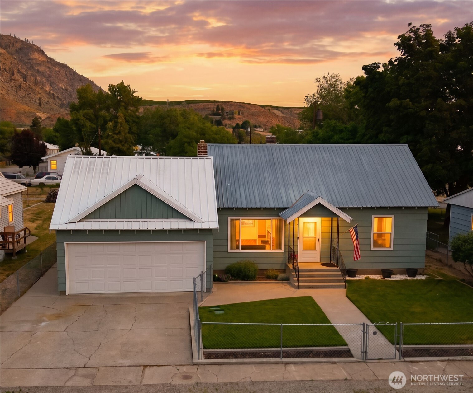 608 W Hanson Ave., Brewster, WA 98812