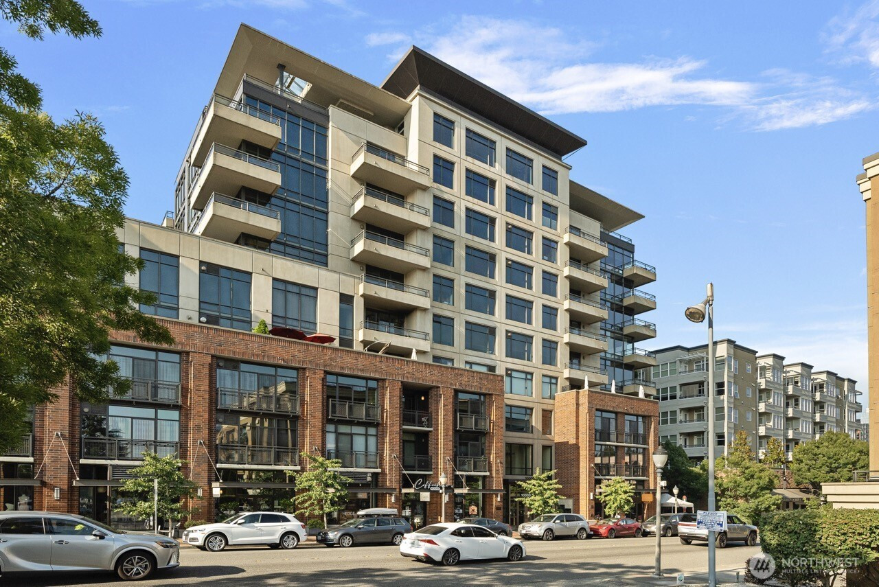 10000 main st, Bellevue, WA 98004