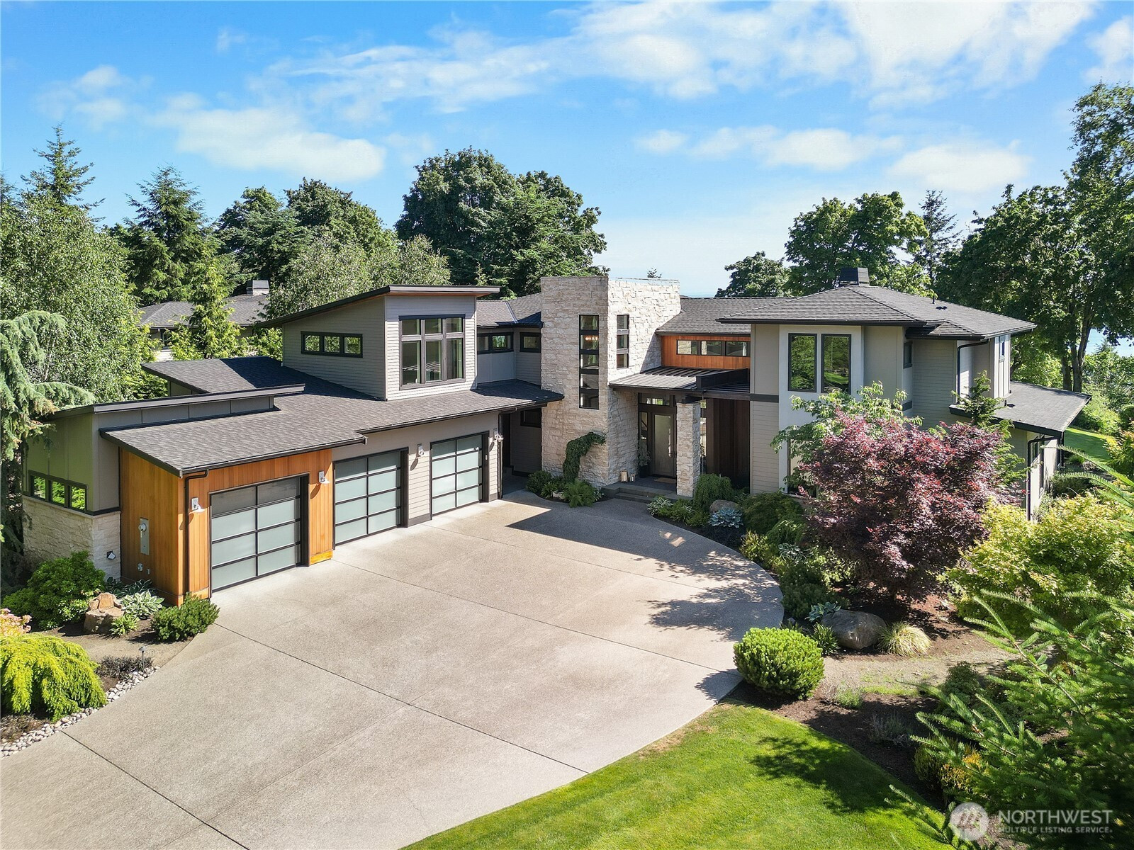 946 7th Court, Fox Island, WA 98333