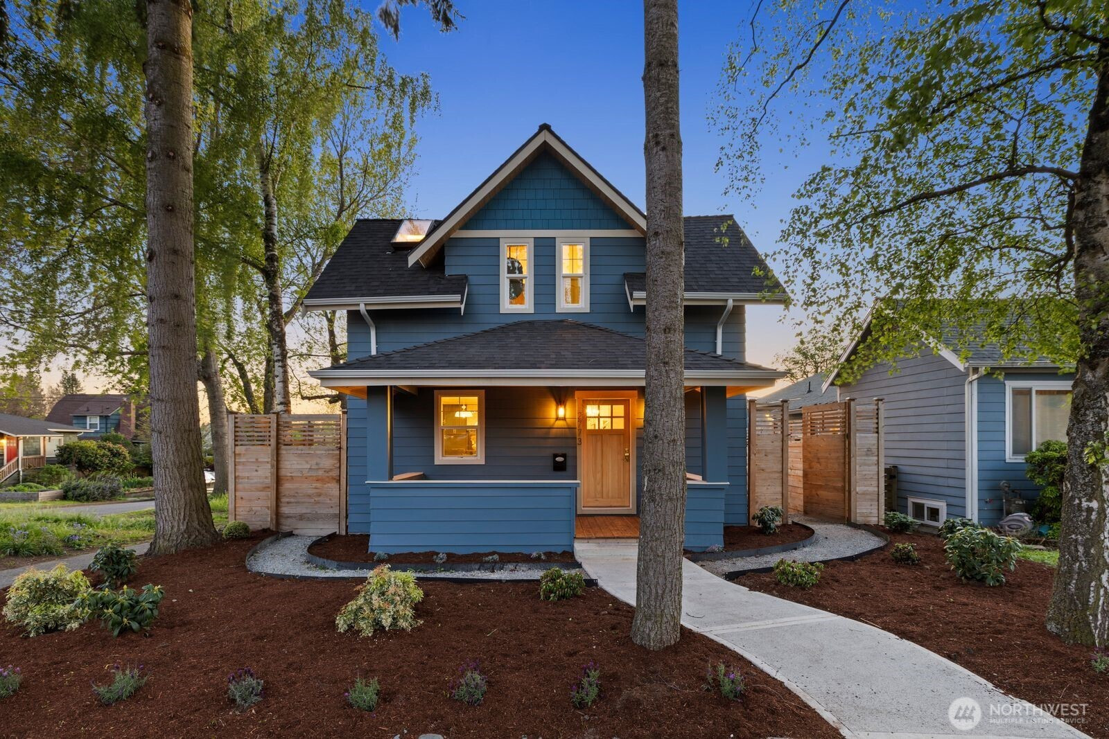 2773 44th Avenue SW, Seattle, WA 98116