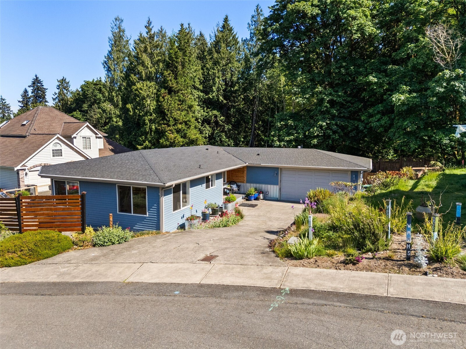 7598 E Alki View Court, Port Orchard, WA 98366