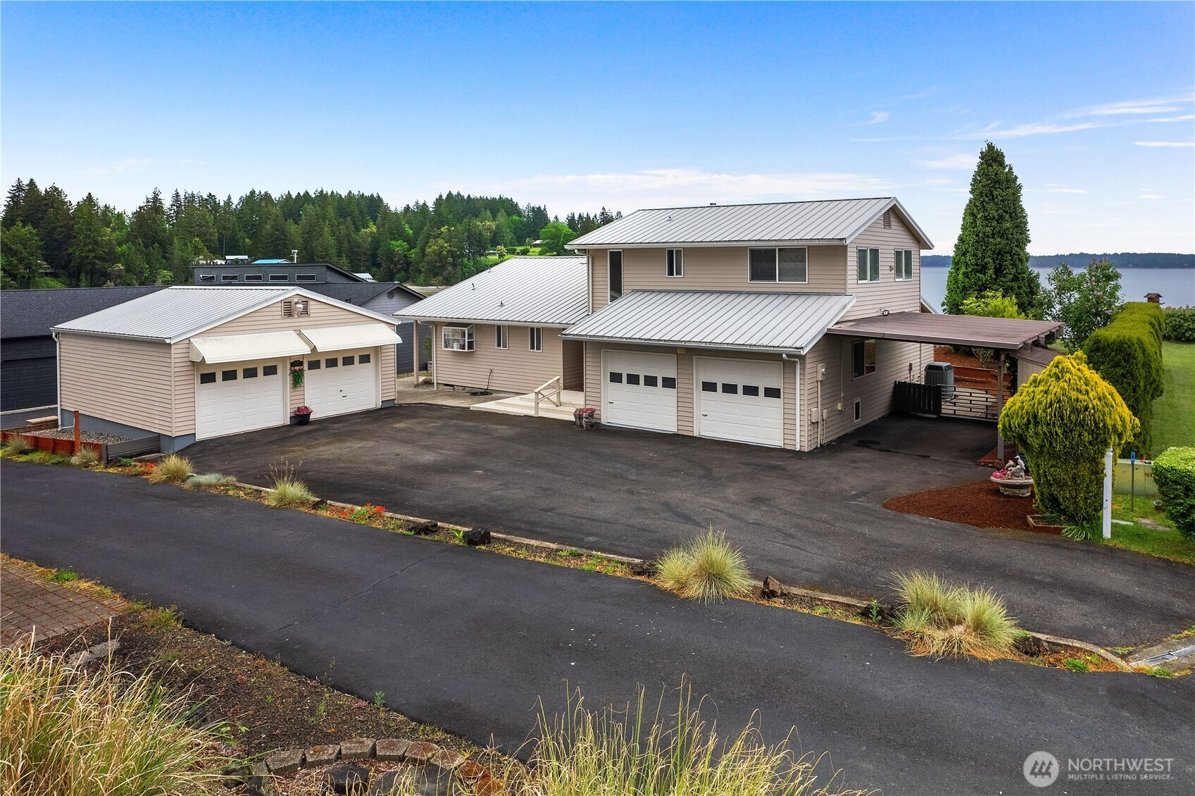 4030 SE Kamilche Point Road, Shelton, WA 98584