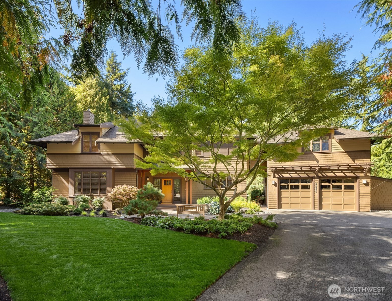 13223 NE Cambridge Crest Way, Bainbridge Island, WA 98110