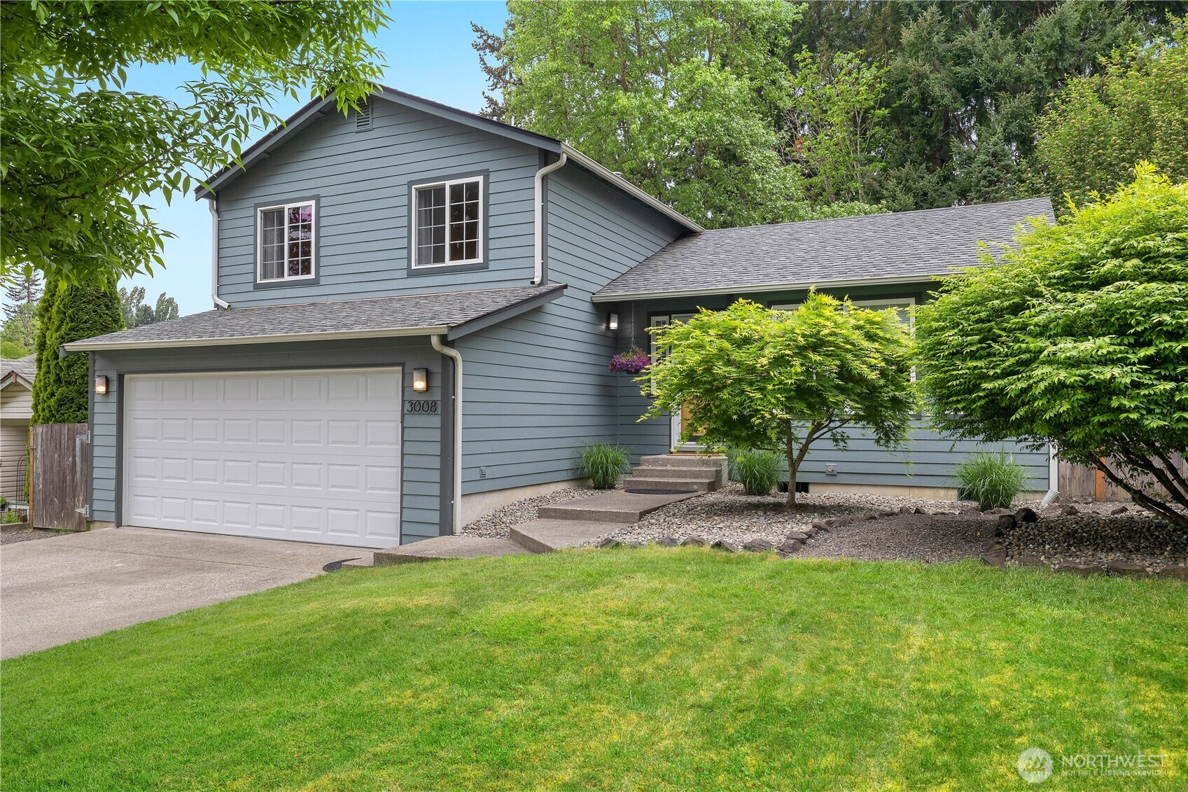 3008 Applehill Court NE, Olympia, WA 98506