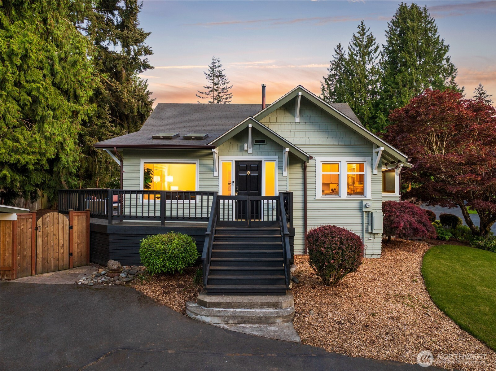 8920 240th Street SW, Edmonds, WA 98026