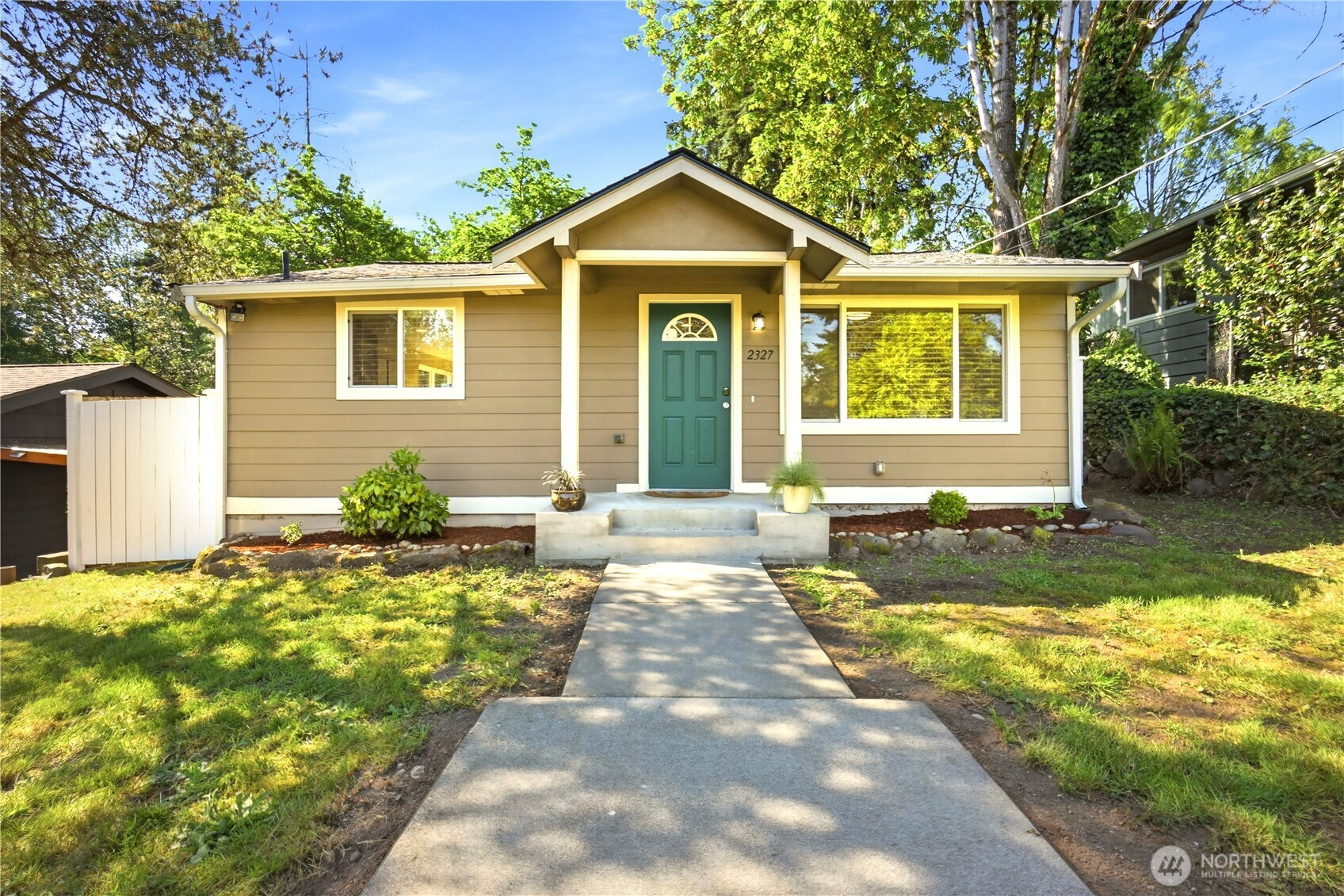 2327 NE 86TH Street, Seattle, WA 98115