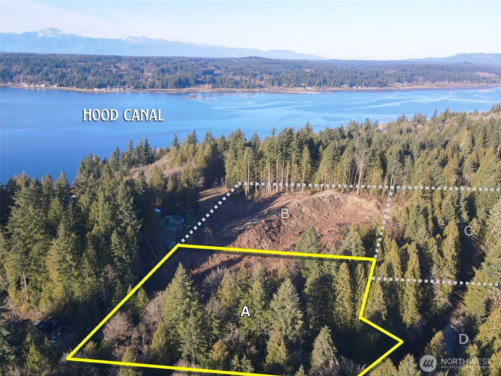 105 E Lakewood Drive, Belfair, WA 98528