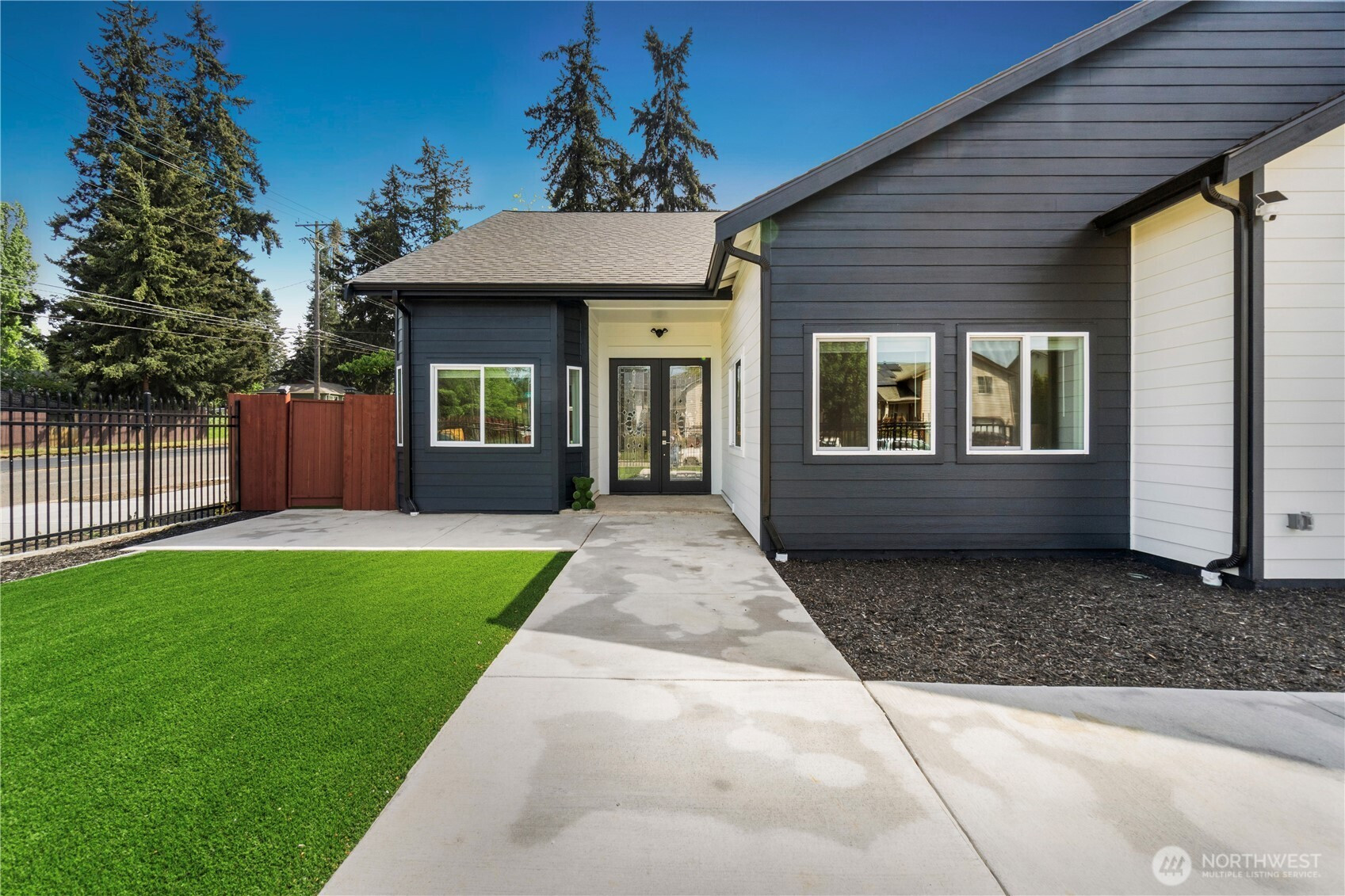 1430 E 60th Street, Tacoma, WA 98404