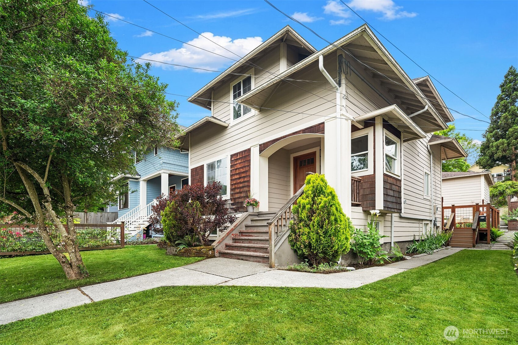 1513 27th Avenue, Seattle, WA 98122